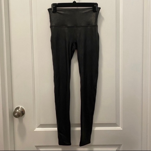 Spanx Faux Leather Leggings - Picture 6 of 7